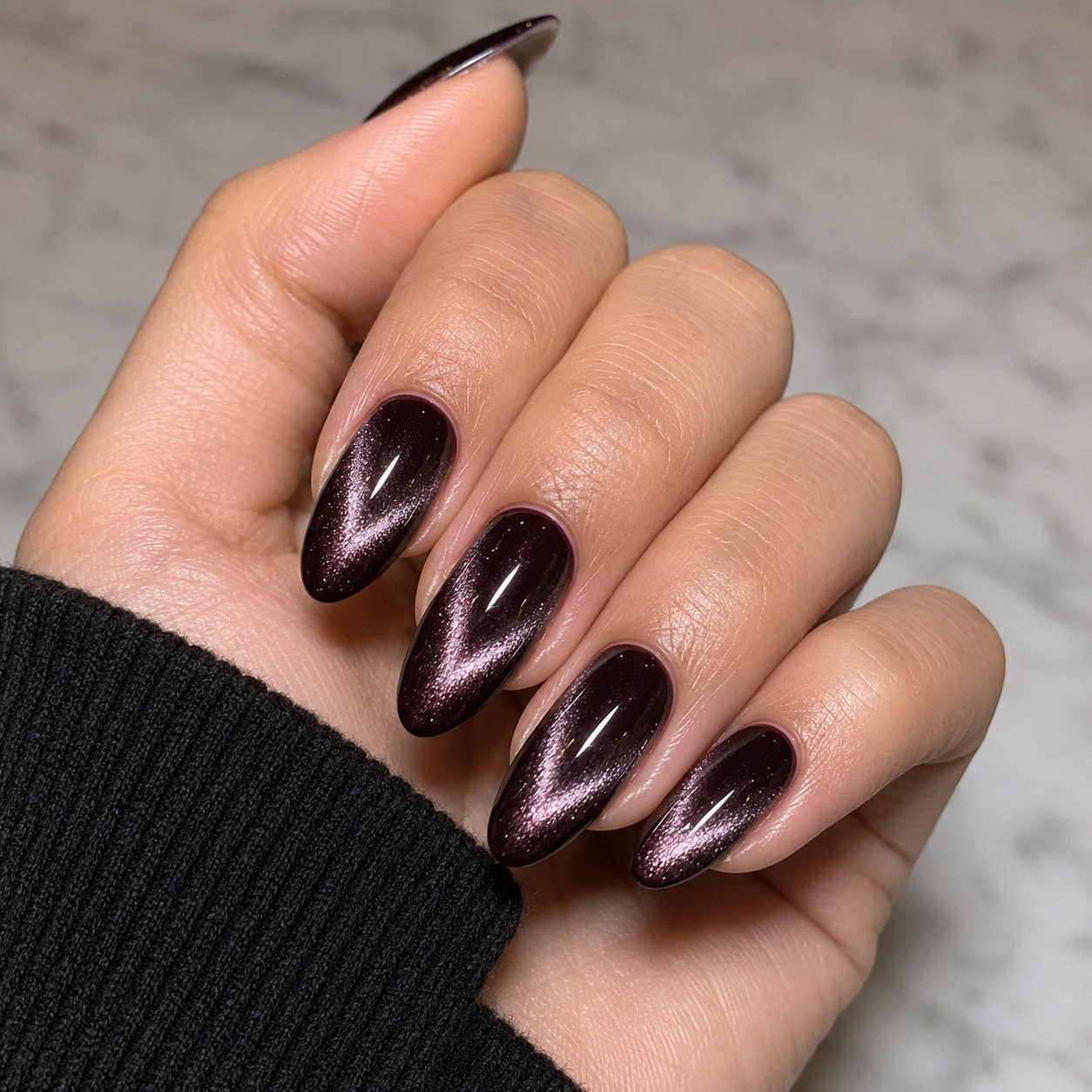 cat eye manicure a v